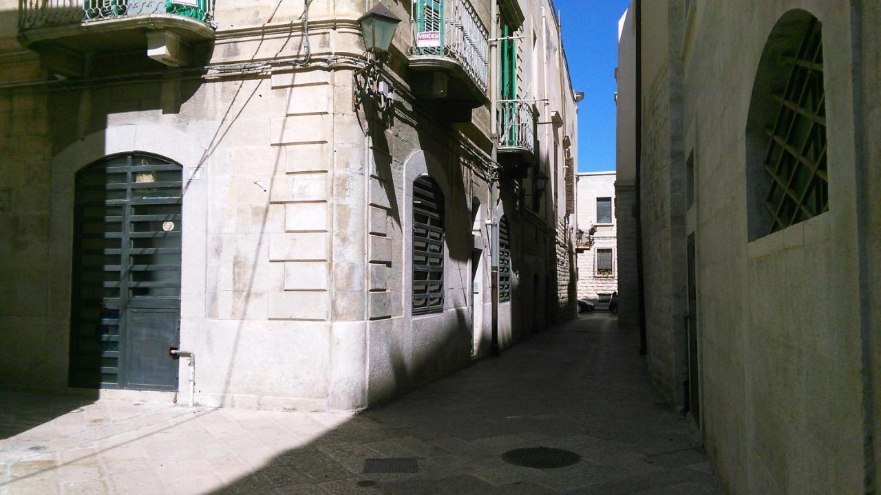 Monolocale Prezioso Villa Trani Luaran gambar