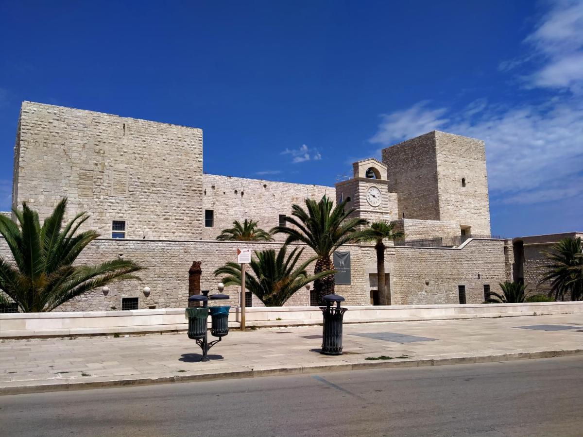 Monolocale Prezioso Villa Trani Luaran gambar